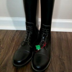 New / like black field English Equestrian boots size 7 tall